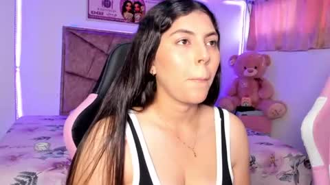 Snapshot of cristal_smith20 chatting on 6, 7, 2026 cristal_smith20 online show from 6, 7, 2026