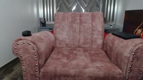 Natalie                      online show from 28, 2, 2025