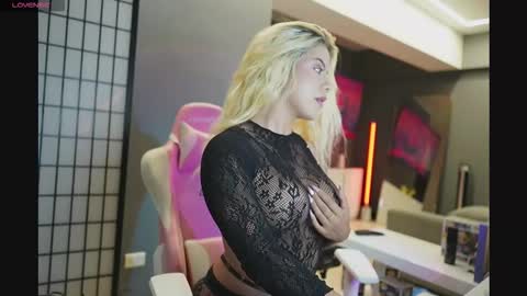 Laura online show from 20, 11, 2025