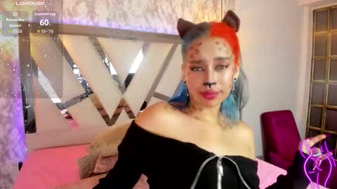 Snapshot of cristall_ravven chatting on 22, 10, 2025 online show from 22, 10, 2025