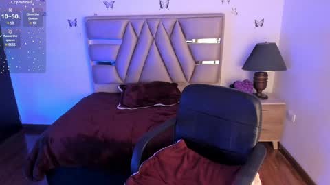 Snapshot of cristie_ortiz chatting on 1, 2, 2025 Cristina online show from 1, 2, 2025