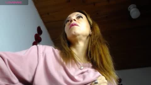 Snapshot of cristin_doll chatting on 10, 10, 2025 cristina online show from 10, 10, 2025