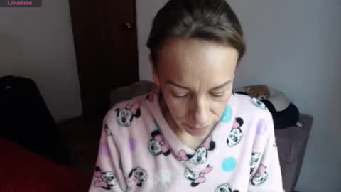 Snapshot of cristin_doll chatting on 26, 10, 2025 cristina online show from 26, 10, 2025