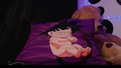 Snapshot of cristin_moon chatting on 7, 3, 2025 Christina online show from 7, 3, 2025