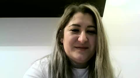 Snapshot of cristina20021991 chatting on 1, 1, 2025 cristina20021991 online show from 1, 1, 2025