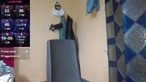 cristinamontiel74 online show from 18, 1, 2025