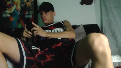Snapshot of cristofer_dick5511 chatting on 12, 10, 2025 criistofer online show from 12, 10, 2025