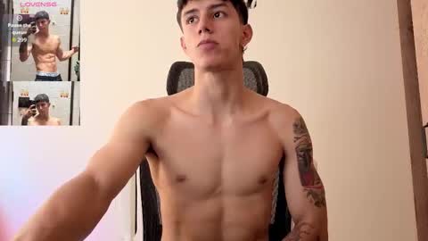 Snapshot of cristopher23_ chatting on 8, 11, 2025 cristopher23 online show from 8, 11, 2025