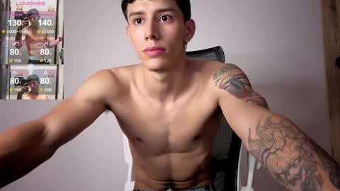 Snapshot of cristopher23_ chatting on 25, 11, 2025 cristopher23 online show from 25, 11, 2025