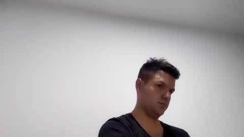 Snapshot of cristopher3042 chatting on 8, 2, 2025 cristopher3042 online show from 8, 2, 2025