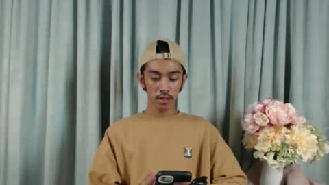 crocodale online show from 6, 3, 2026