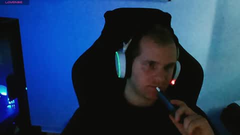 Snapshot of croissant911 chatting on 17, 12, 2024 Anderson online show from 17, 12, 2024