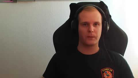 Snapshot of croissant911 chatting on 11, 9, 2025 Anderson online show from 11, 9, 2025