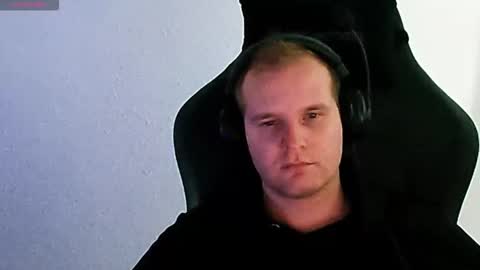 Snapshot of croissant911 chatting on 10, 10, 2025 Anderson online show from 10, 10, 2025