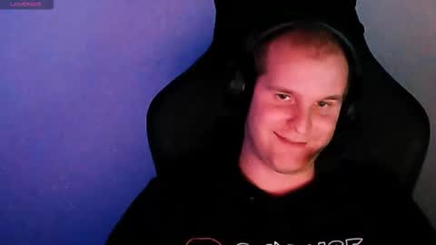 Snapshot of croissant911 chatting on 11, 10, 2025 Anderson online show from 11, 10, 2025