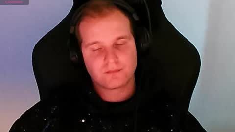 Snapshot of croissant911 chatting on 27, 10, 2025 Anderson online show from 27, 10, 2025