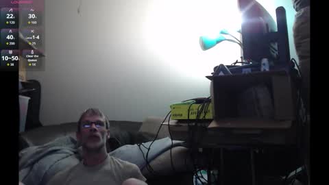 Crownandkat online show from 3, 2, 2026