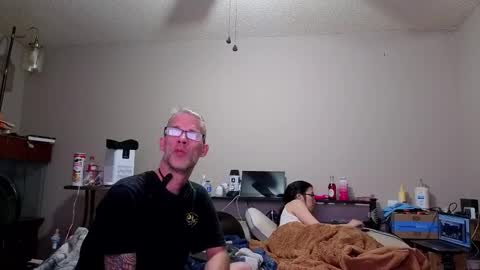 Crownandkat online show from 19, 2, 2026