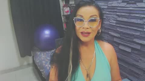 cruela_deviil online show from 1, 11, 2025