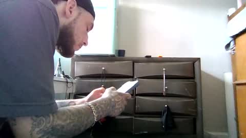 cruz815 online show from 13, 4, 2026