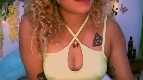 crysrus online show from 26, 2, 2025