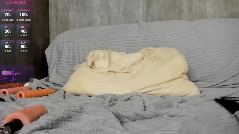 crysta liza online show from 30, 10, 2025