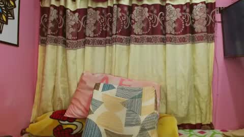 Instagram cristal espinosa1 online show from 20, 2, 2025