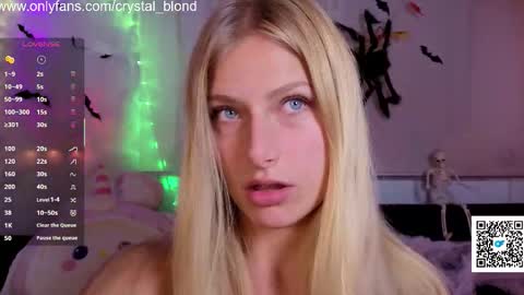 Snapshot of crystal_blond chatting on 18, 10, 2025 Crystal online show from 18, 10, 2025