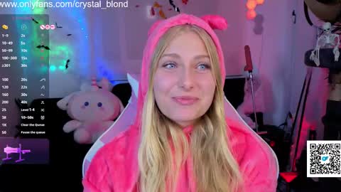 Snapshot of crystal_blond chatting on 28, 10, 2025 Crystal online show from 28, 10, 2025