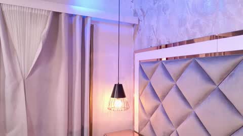 Snapshot of crystal_gilton chatting on 23, 5, 2026 crystal_gilton online show from 23, 5, 2026