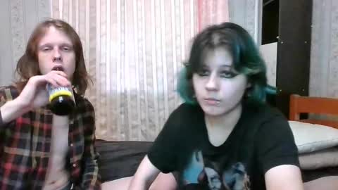 Snapshot of crystal_porn_love chatting on 2, 2, 2025 Crystal and Marcl online show from 2, 2, 2025