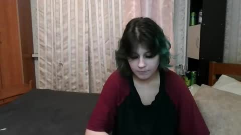 Snapshot of crystal_porn_love chatting on 14, 2, 2025 Crystal and Marcl online show from 14, 2, 2025