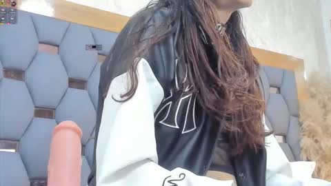 crystal_sm online show from 2, 3, 2026