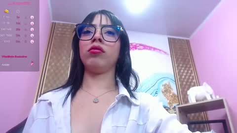 I AM CRYSTAL online show from 15, 11, 2025