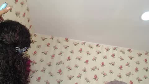 Snapshot of crystal_watson0 chatting on 12, 5, 2026 Milf Latina online show from 12, 5, 2026