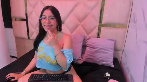 crystalallure online show from 11, 6, 2026