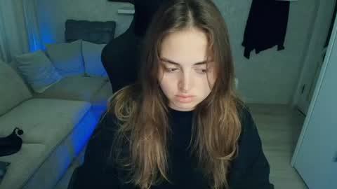 crystalemily online show from 20, 7, 2026