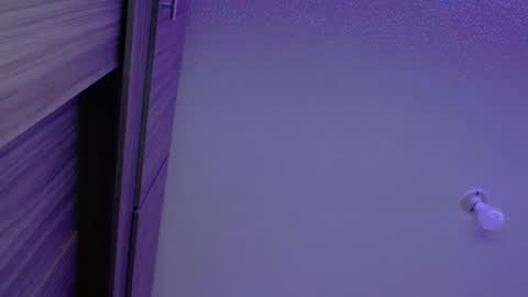 Olivia  online show from 2, 11, 2025