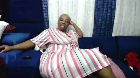 crystaljes online show from 16, 2, 2025