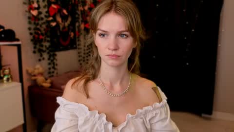 Crystal online show from 23, 4, 2026