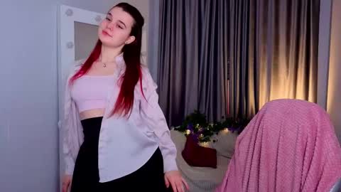 Lora online show from 20, 3, 2026