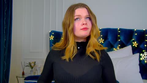 Snapshot of crystallyons chatting on 27, 12, 2024 Crystal online show from 27, 12, 2024