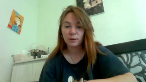 Snapshot of crystalvelvet chatting on 18, 5, 2026 crystalvelvet online show from 18, 5, 2026