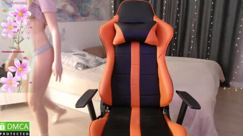 Lia online show from 5, 2, 2025