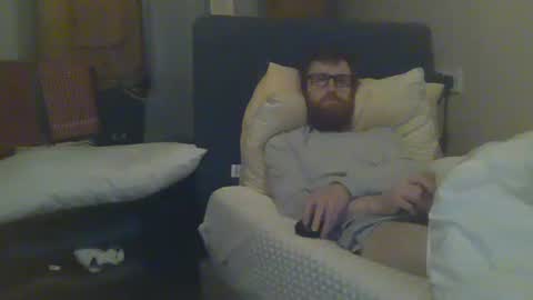 Snapshot of cs014g8493 chatting on 19, 12, 2024 chris online show from 19, 12, 2024