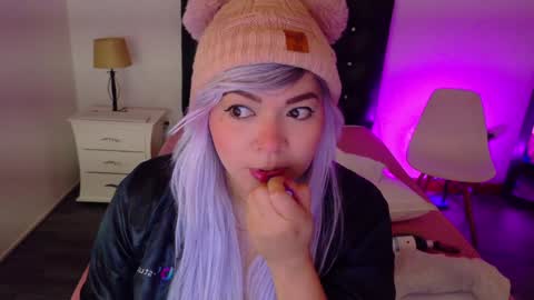 Snapshot of cuckoldlover69_ chatting on 5, 1, 2025 cuckoldlover69_ online show from 5, 1, 2025