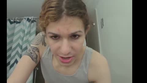 cuddleavenue online show from 4, 10, 2025