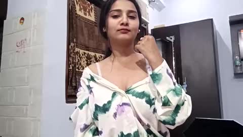 cuddlemuffins online show from 7, 4, 2026