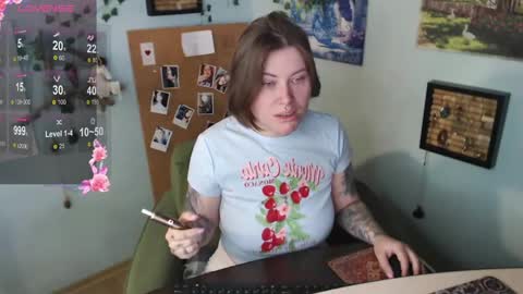 Snapshot of cuddlieschris chatting on 17, 5, 2026 Chris online show from 17, 5, 2026