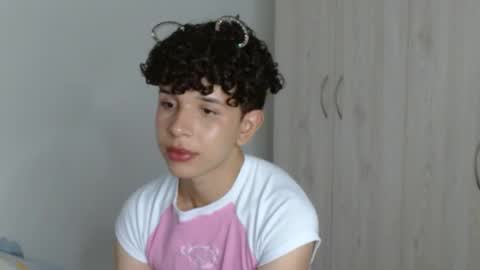 Cuddly online show from 28, 1, 2025